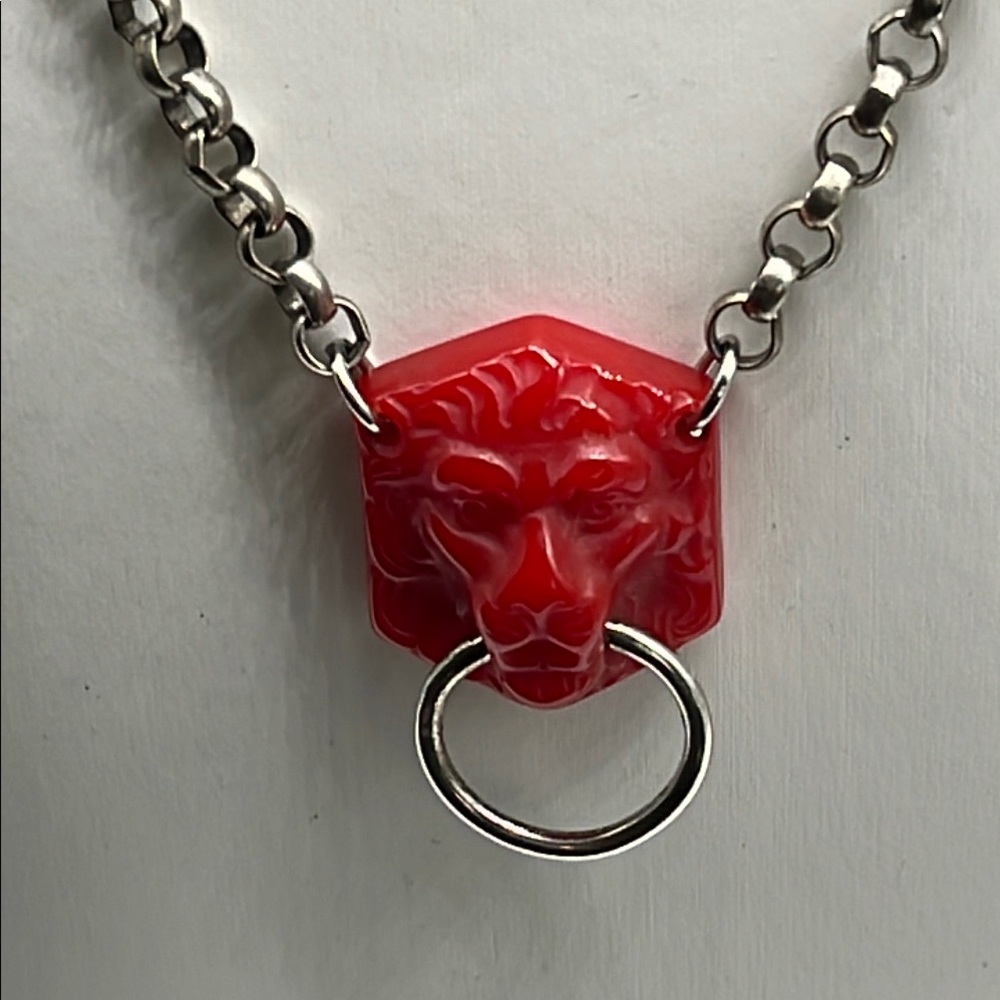 Classic Hardware red polyresin Lion Knocker 17 inch sterling silver plated chain